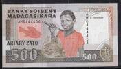 MADAGASIKARA/MADAGASCAR 500 Francs/(100) Ariary Zato Jeune pêcheur. Junger Fischer. Serie: AH . -
