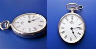 Herkunftsland unbekannt, DAMEN AnhängerUHR, ROYAL ANHÄNGERUHR, kleiner Schaden am Glasrand, eher neuerer Bauart, -