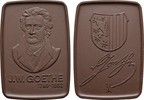 PERSONENMEDAILLEN Eckige Porzellanmedaille (Meissen) von Goethe, Johann Wolfgang. *1749 Frankfurt, Ó1832 Weimar. -
