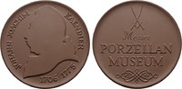 PERSONENMEDAILLEN Porzellanmedaille Kaendler, Johan Joachim *1706, Ó1775, Medelleur der Meissener Porzellanmanufaktur -