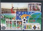 LOT 'FUßBALL' Marken/Blöcke  LOT 'FUßBALL' Marken/Blöcke postfrisch post... 125.51 元 含税 ＋  12.55 元 运费