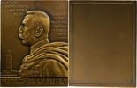 Tokens and Medals bronze Numismatic of famous people Maréchal Lyautey Plaque rectangulaire uniface en bronze 71x55mm Maréchal Lyautey 1931 SUP -