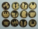Deutschland 12 x 3,5 Gramm 12 verschiedene Adenauer Medallien in .900 Gold incl. Holzschatulle -
